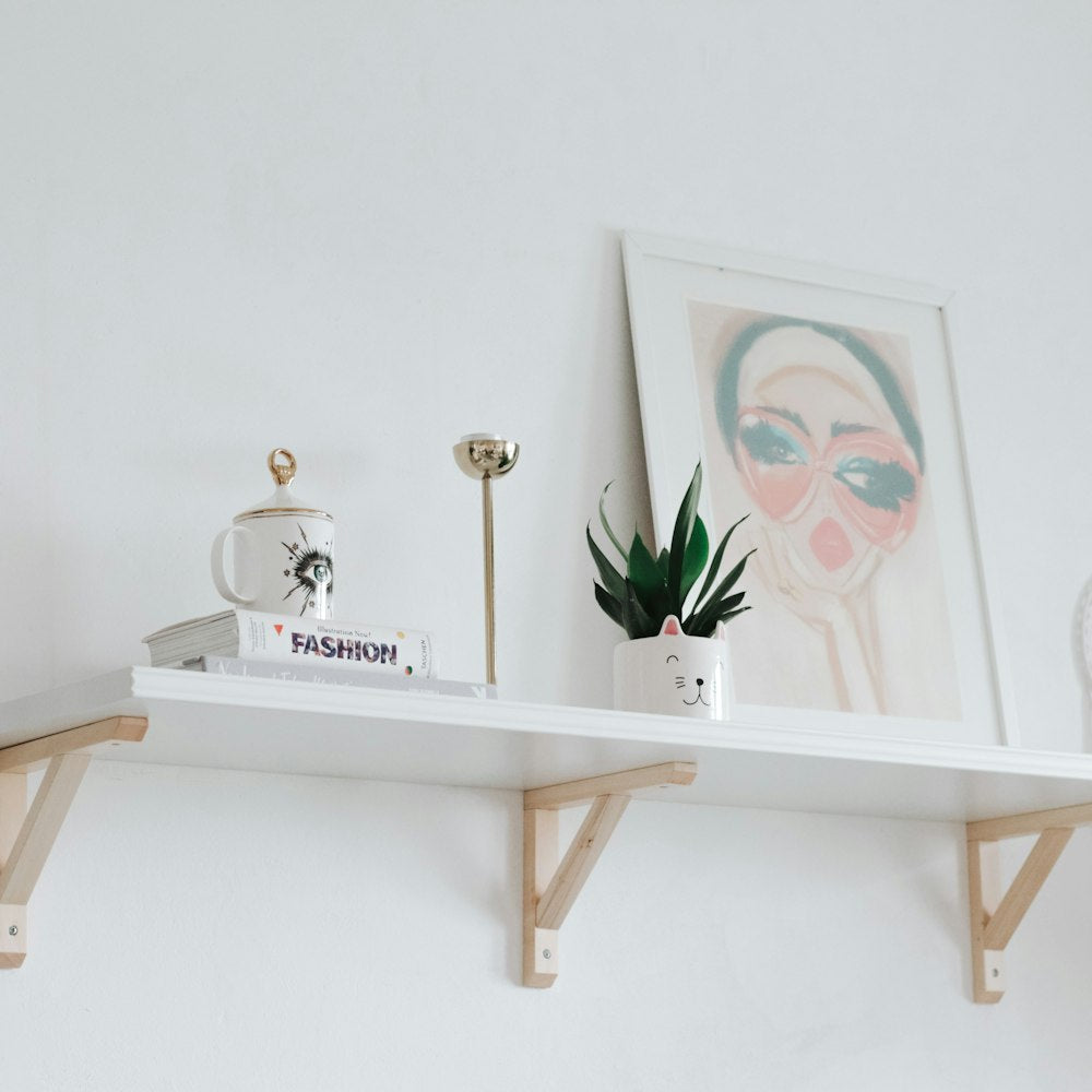 Decor pentru casă pe raft